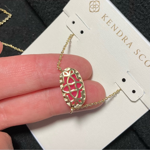 Kendra Scott Elisa Necklace Pink Opal Gold Chain Necklace - Picture 7 of 7